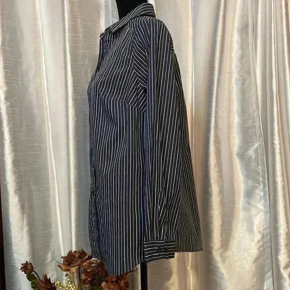 Roaman’s Women’s 14W Navy Striped Button Down Long Sleeve Shirt - Picture 3 of 9